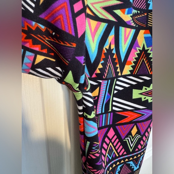 JUST COZY Colorful Pink Print Fleece Lined Leggings womens size OS (fits Medium) - Picture 3 of 8